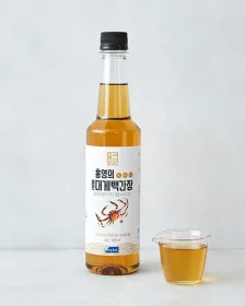 Hongyeongs Weiß-Sojasosse mit Rotem Schneekrabbenextrakt 500ml