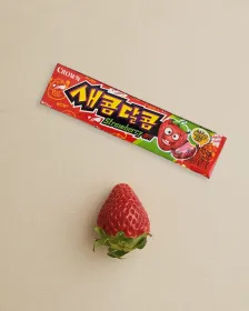 CROWN Kaubonbon mit Erdbeergeschmack 29g