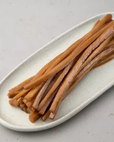 WANG Eingelegte Klette für Gimbap 250g - Kühl