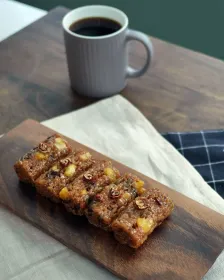 Süßer Klebreis mit Nüssen und Datteln 320g  - TK  