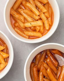 Wang Scharf Carbonara Tteokbokki Cup 170g