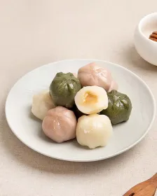 Verschiedene süße Reiskuchen mit Honigfüllung 350g - TK 