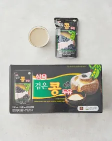 SAMYUK Schwarze Sojamilch Trinkbeutel 190ml*20St.